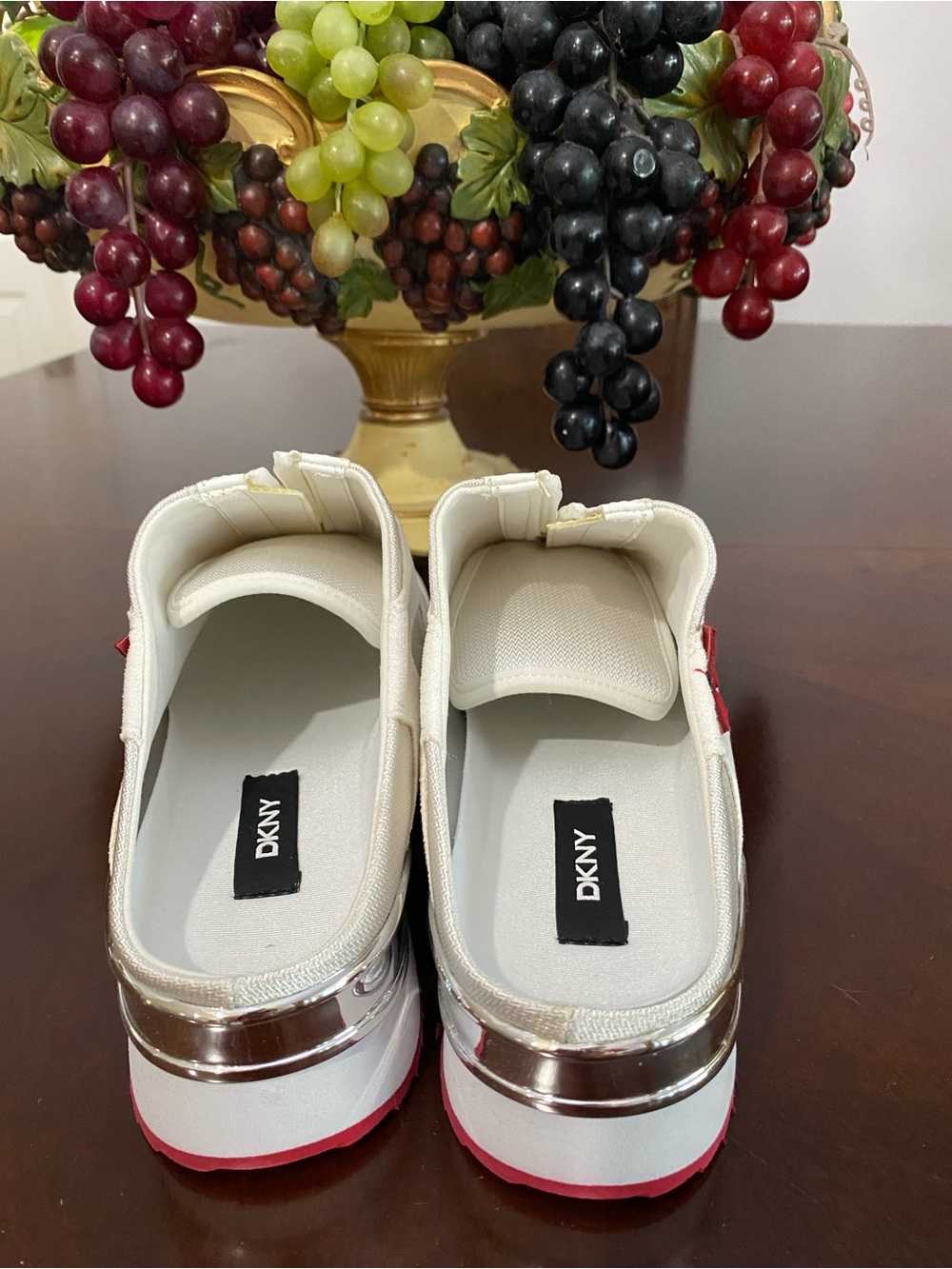 DKNY White Slip-On Mules with Red Logo and Pink Accent - Picture 5 of 12